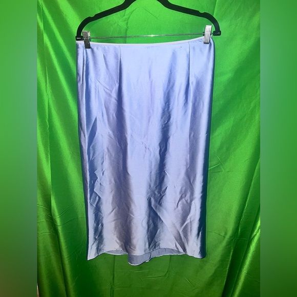 NWT Light Blue Vince Satin HiLow MIDI Skirt size 8- Flaw - Picture 1 of 8